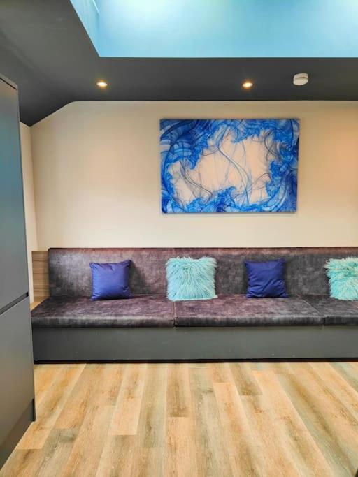 Sloane Modern 2 Bedroom Seafront Apartment بلاكبول المظهر الخارجي الصورة